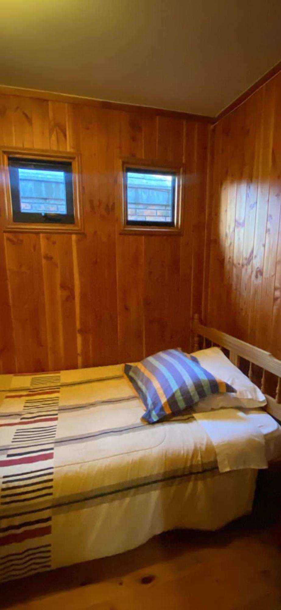 Hotel Pitrufquén Oda fotoğraf